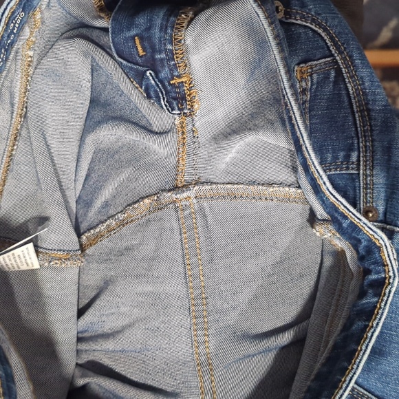 Universal Thread Blue Jeans - Picture 7 of 7